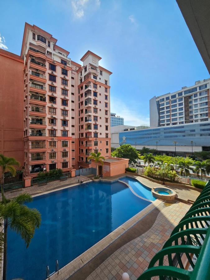 Marina-A38 Kk Centre Homestay Kota Kinabalu Esterno foto