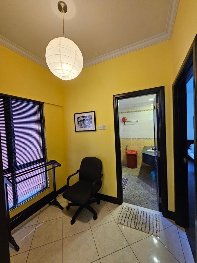 Marina-A38 Kk Centre Homestay Kota Kinabalu Esterno foto